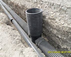 塑料檢查井與玻璃鋼化糞池的協(xié)同應用——通海玻璃鋼化糞池廠的創(chuàng)新解決方案